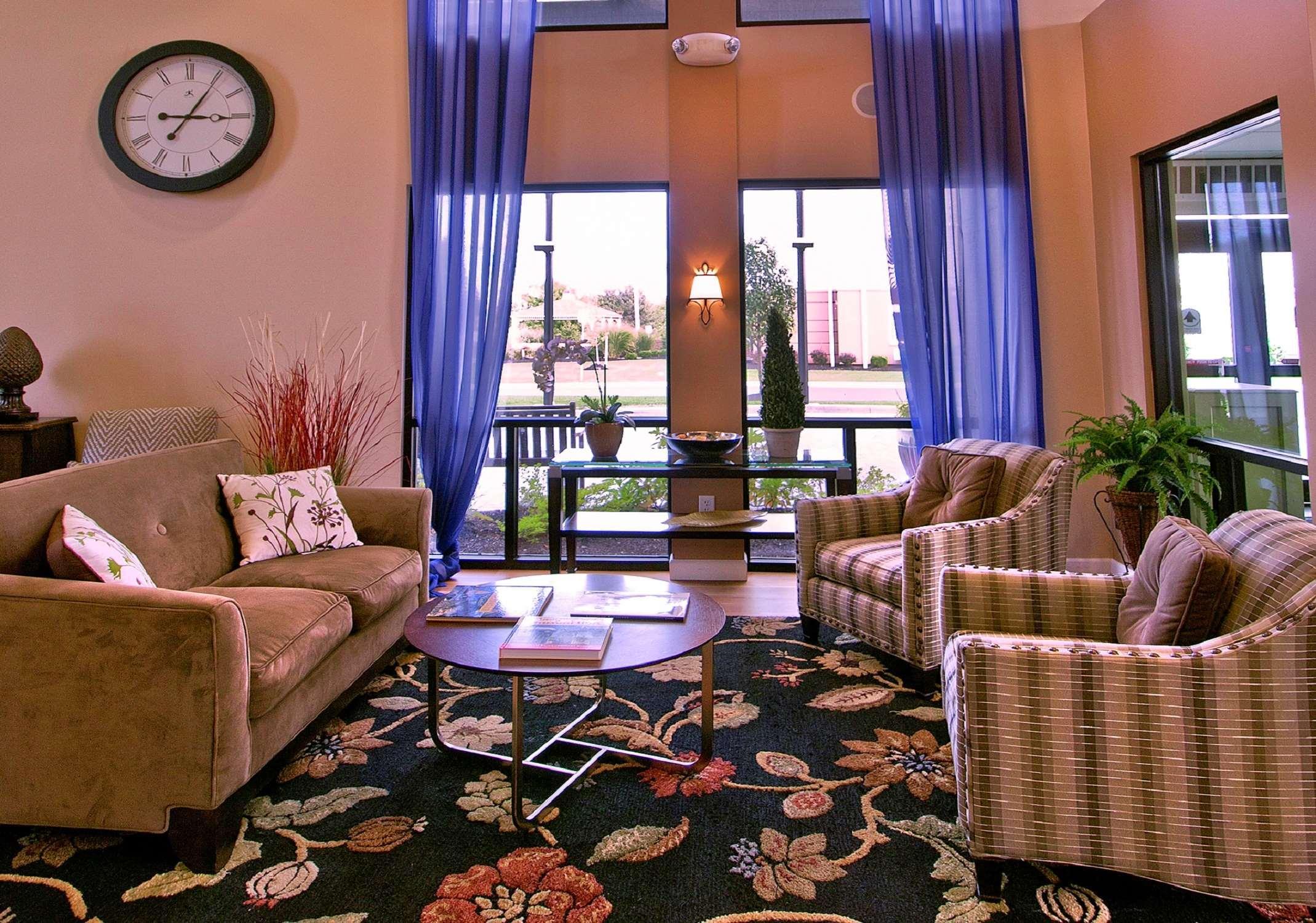 Doubletree By Hilton Buffalo-Amherst Interior photo