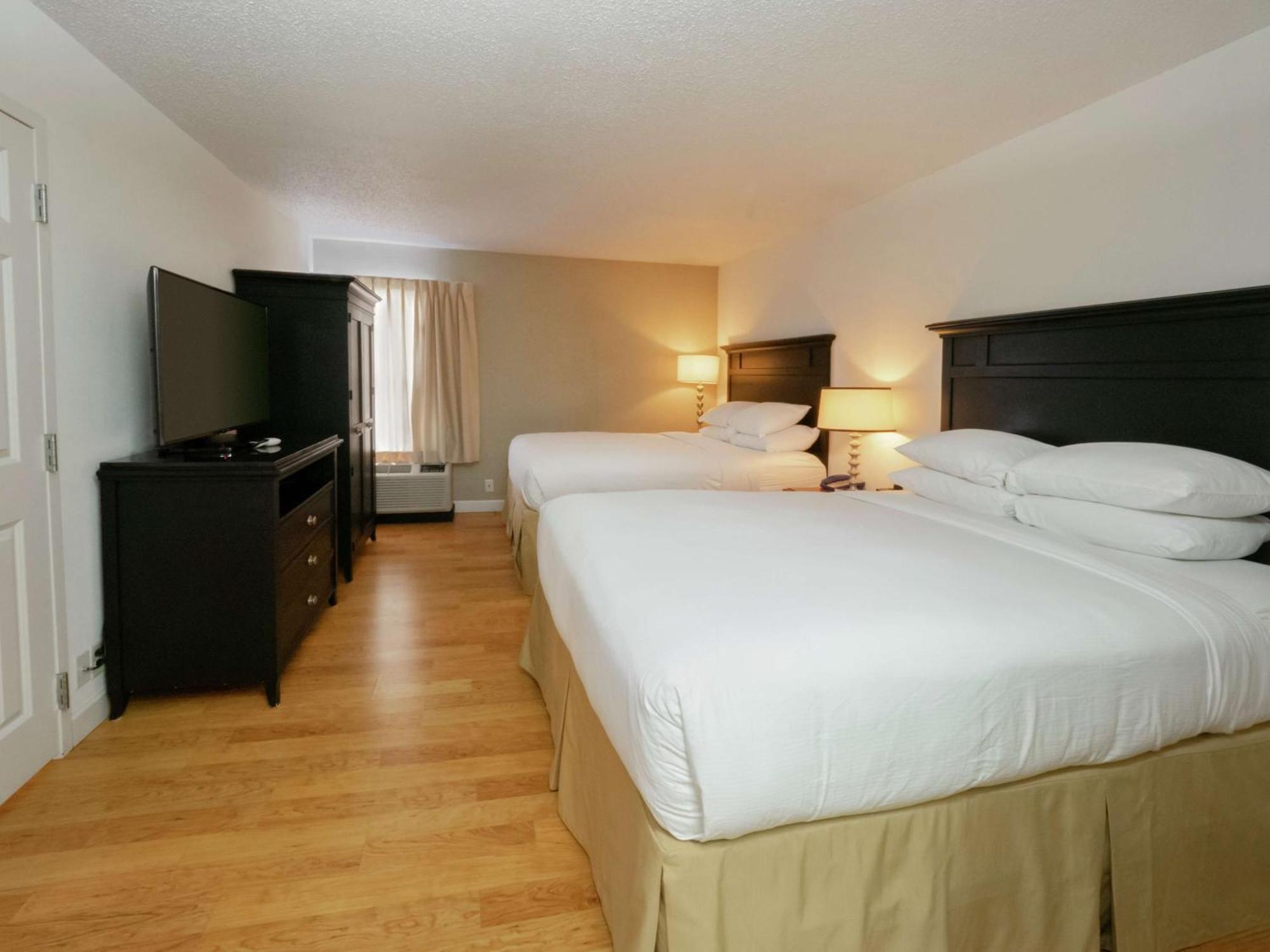 Doubletree By Hilton Buffalo-Amherst Exterior photo